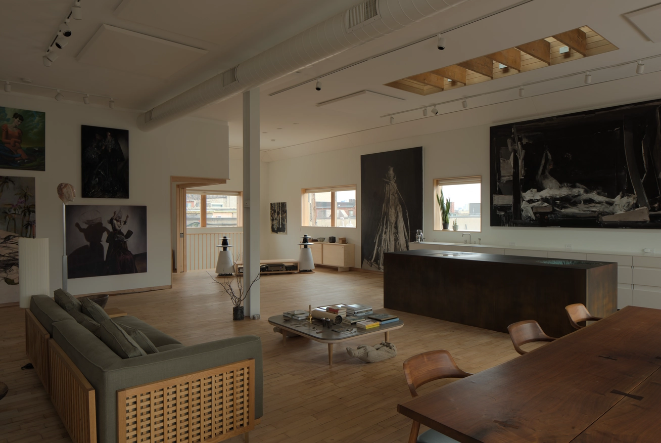 House monolith 00005