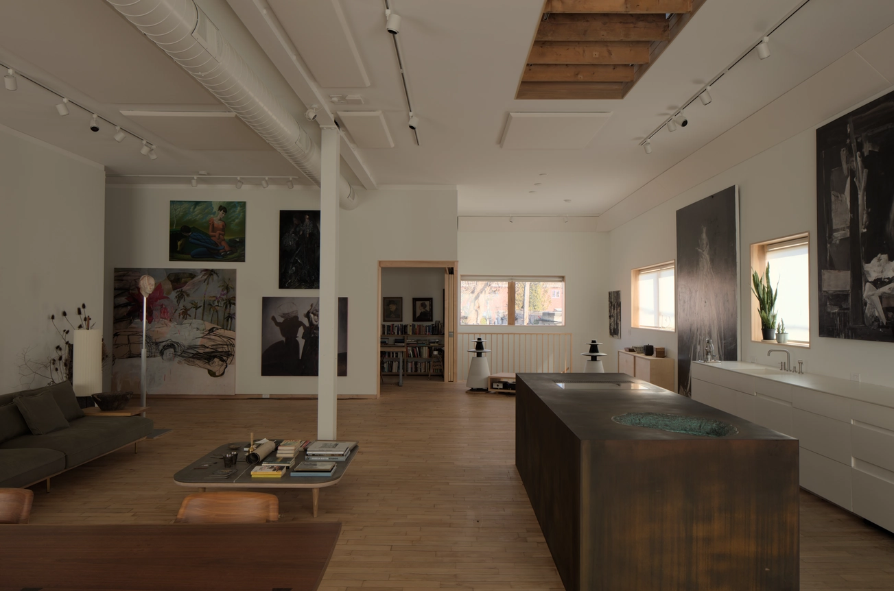 House monolith 00063