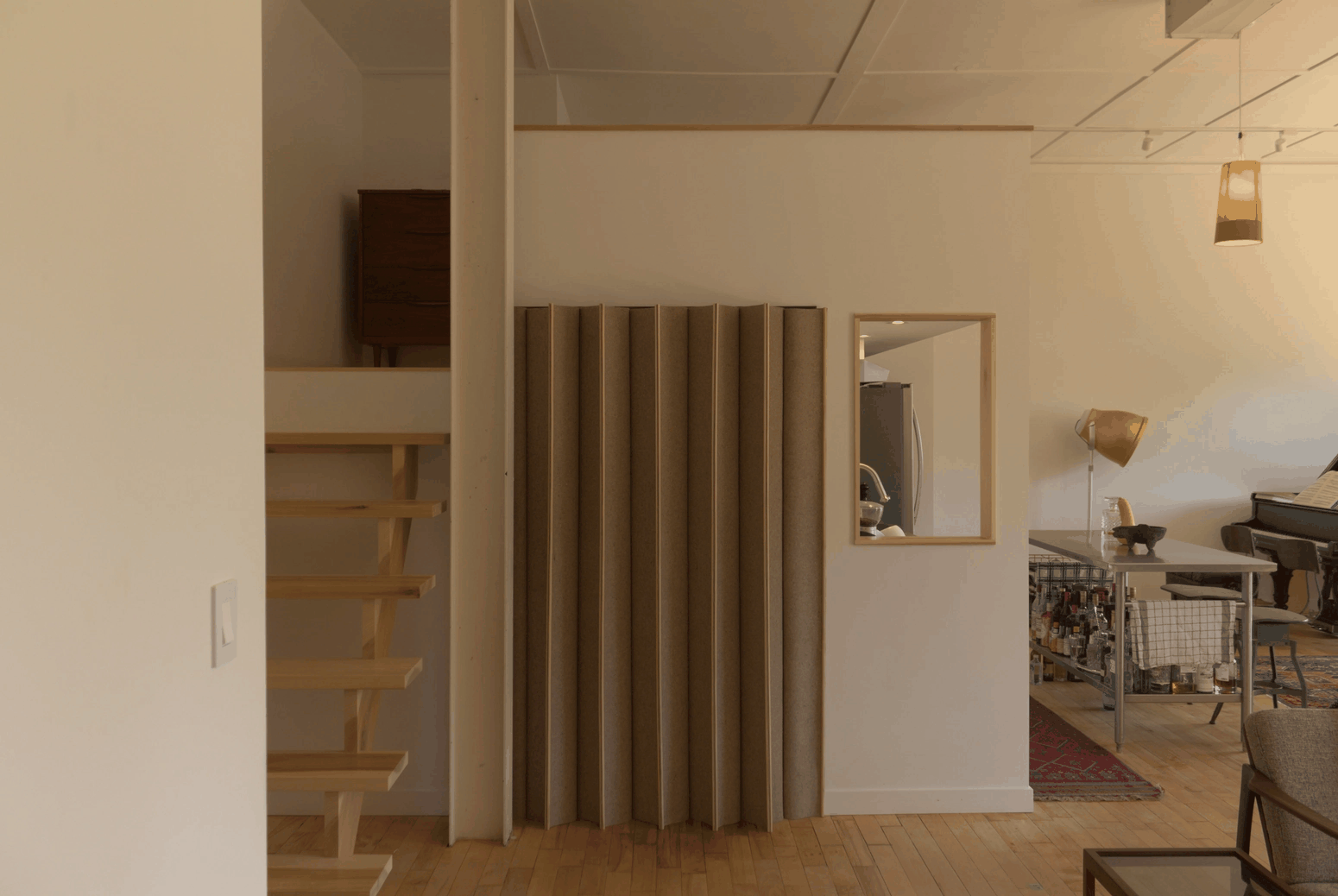 Screen felt context 00021