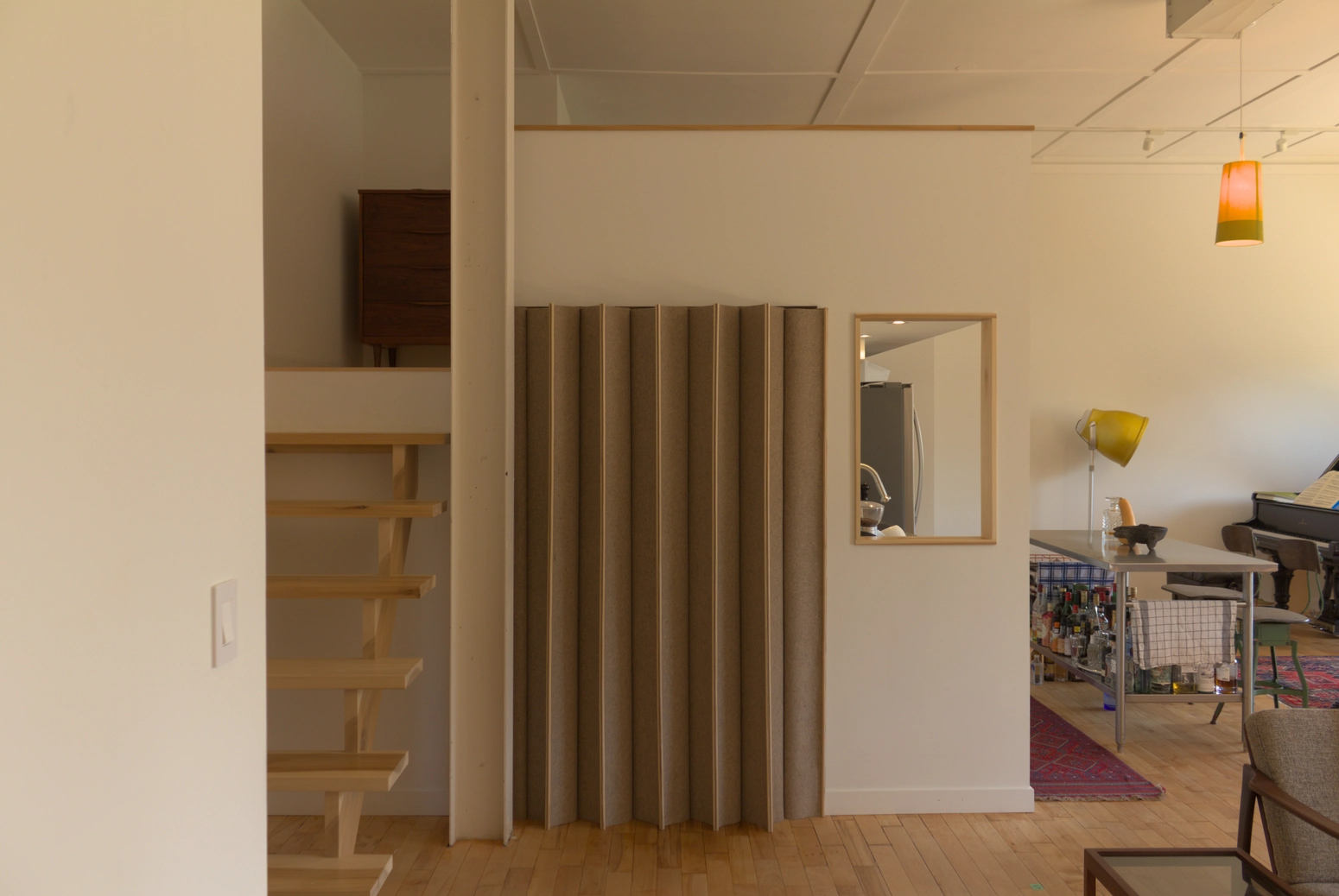 Screen felt context 00032