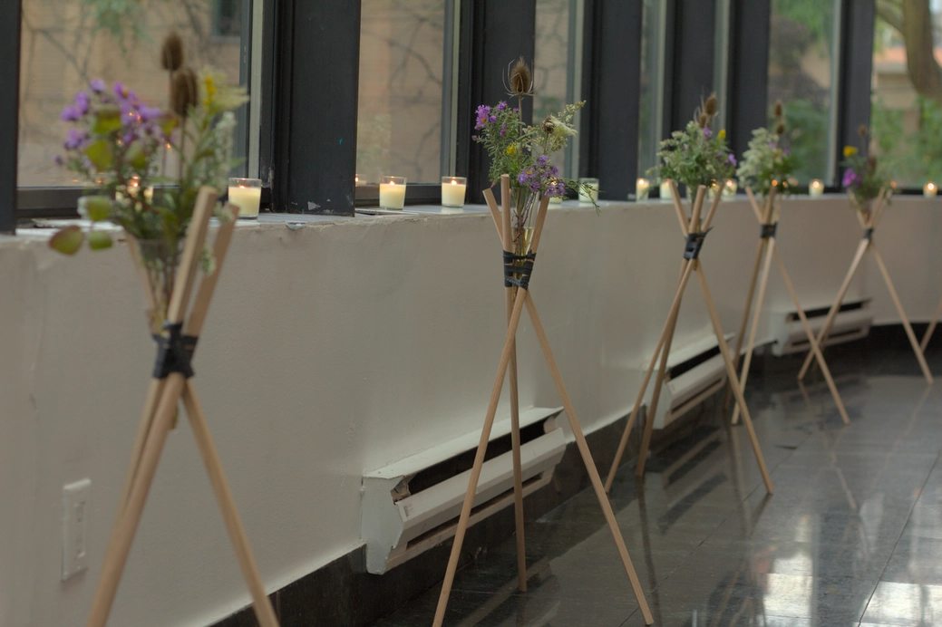 Stand flower context 00003